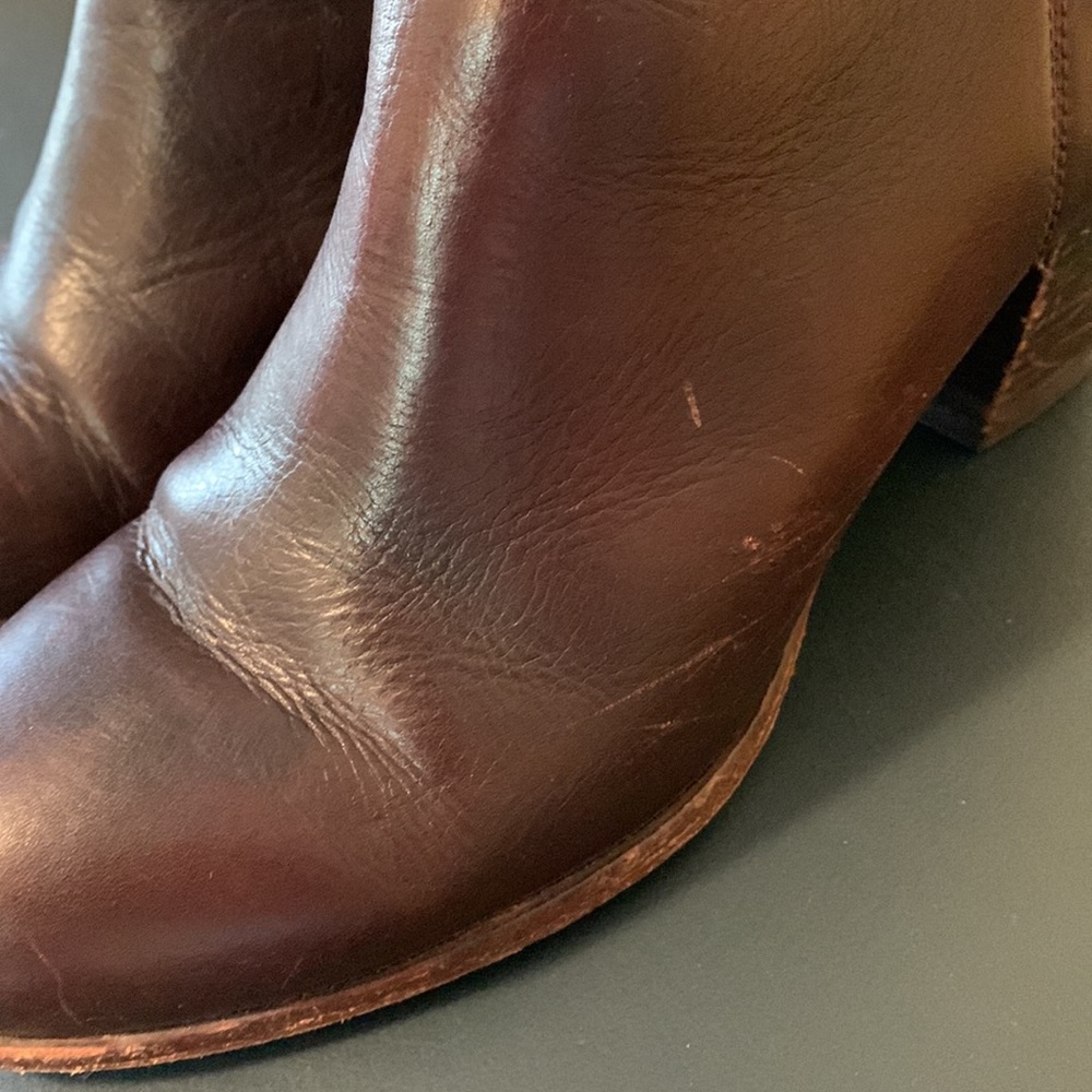 Patricia Nash brown leather cut out ankle booties - Picture 8 of 8